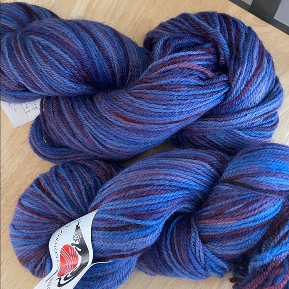 BFL BLUEFACED LEICESTER DK 
100% WOOL 2 Skeins JAN MAREK RACZKOWSKI STUDIO yarn - Picture 10 of 12